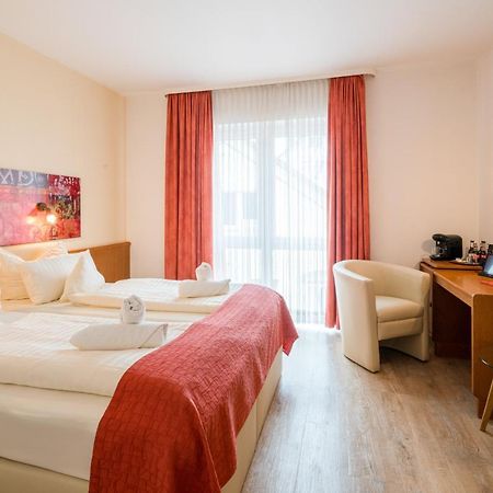 Arador-City Hotel Бад-Эйнхаузен Экстерьер фото