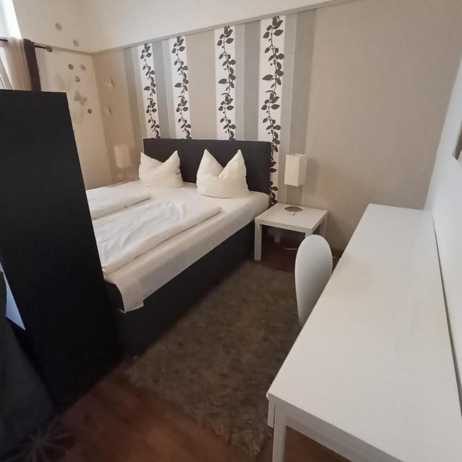 Arador-City Hotel Бад-Эйнхаузен Экстерьер фото